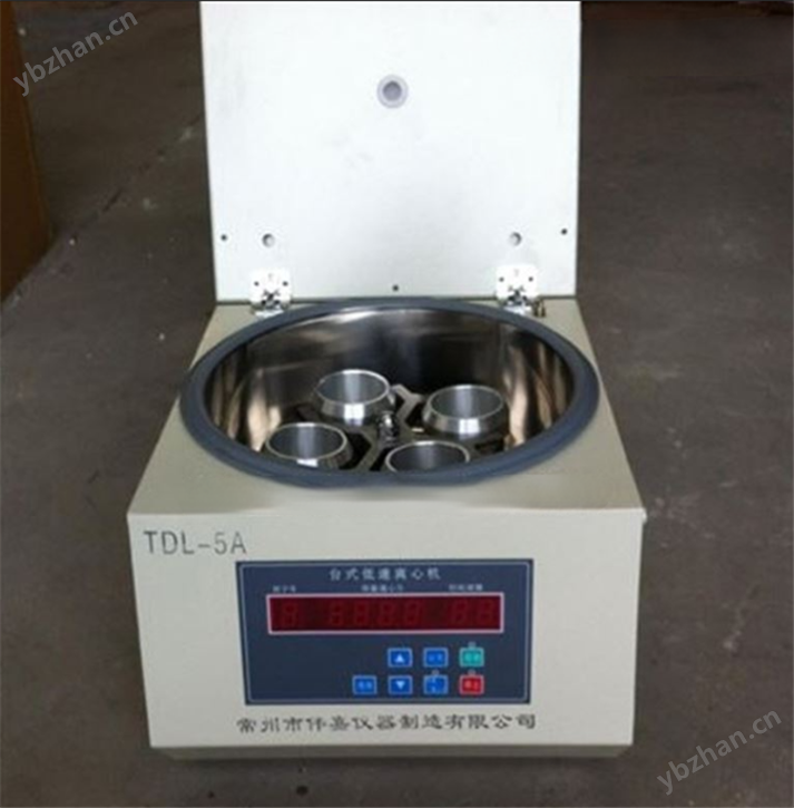 大容量台式离心机